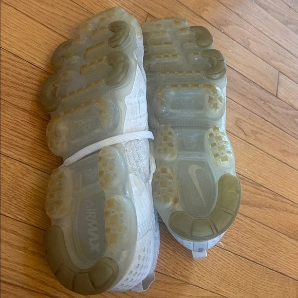 Nike Air Vapormax Flyknit Size Men’s 13 Triple Whiteout Vast Grey OG - Picture 5 of 5